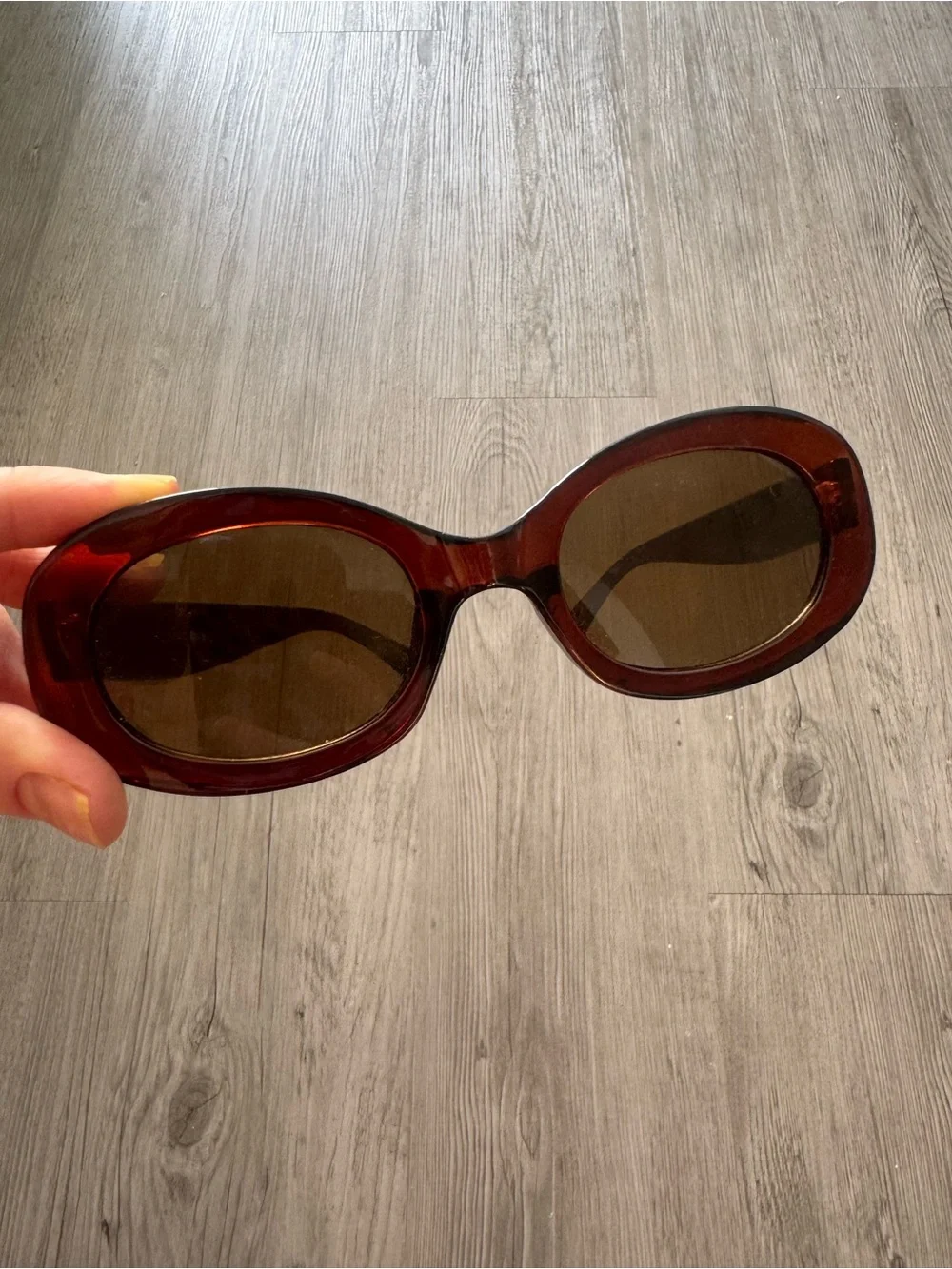 Retro Oval Women's Sunglasses in Deep Burgundy